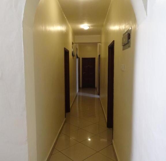 هتل Regency Park