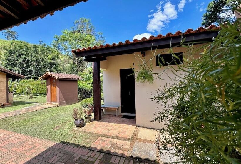 هاستل Pousada Chalés Jardim Das Bromélias   Visconde De Mauá