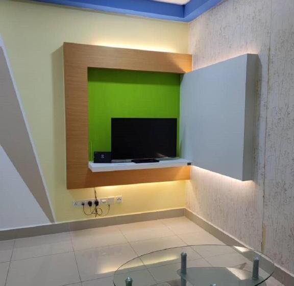 هتل Shaftsbury Residence Cyberjaya With Free Parking & Netflix