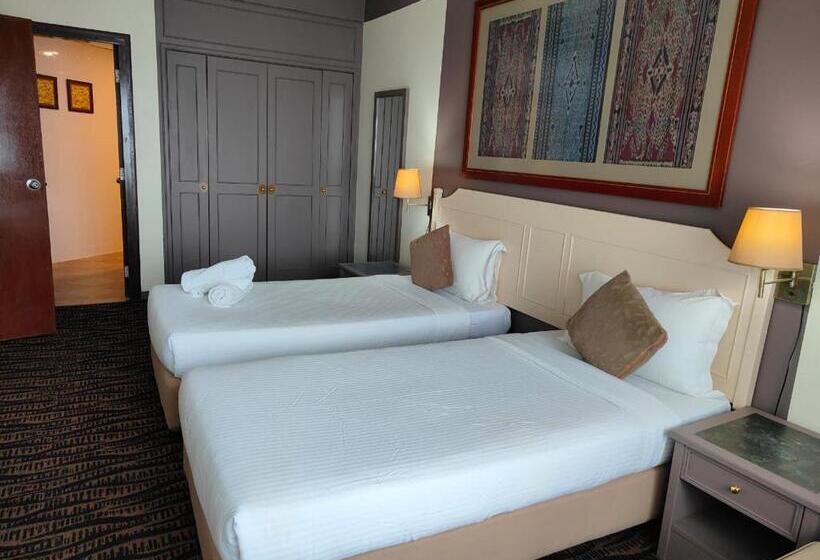 Seaview Deluxe@rainbow Paradise Tg Bungah 4pax