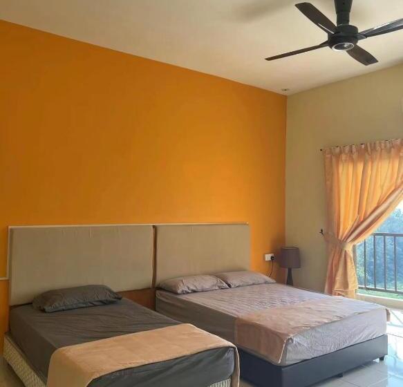 Studio 6 Gold Coast Morib Resort