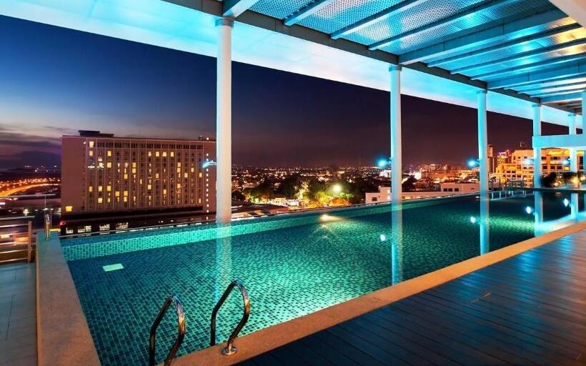 The Straits Melaka By Perfect Host