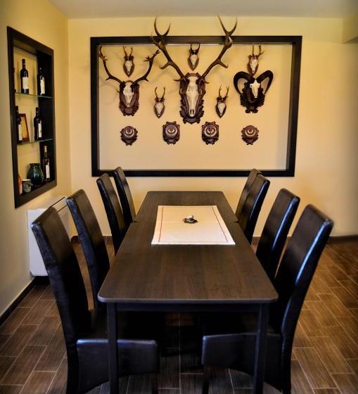 مبيت وإفطار Agancsos Panzió Villány