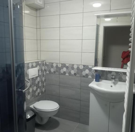 مبيت وإفطار Kakukk Panzió