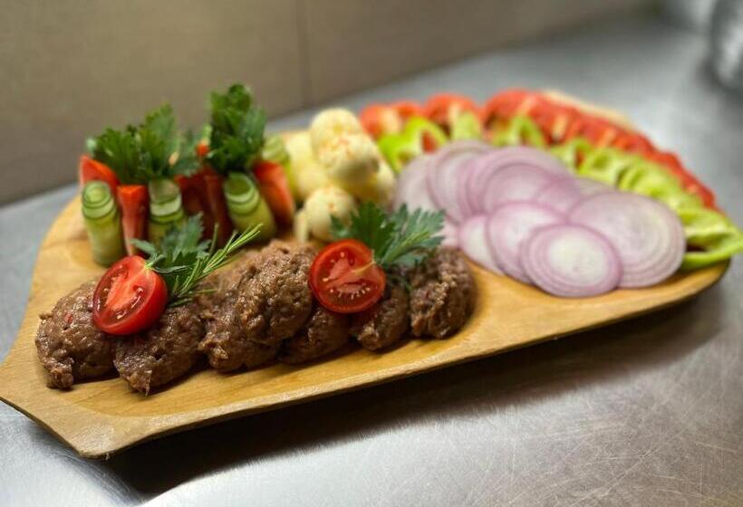تختخواب و صبحانه Malom Club Panzió