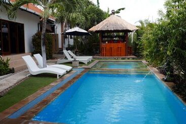 تختخواب و صبحانه Ocean Villa Dive Resort Tulamben