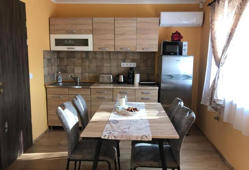 בית מלון כפרי Aqua Land Villapark