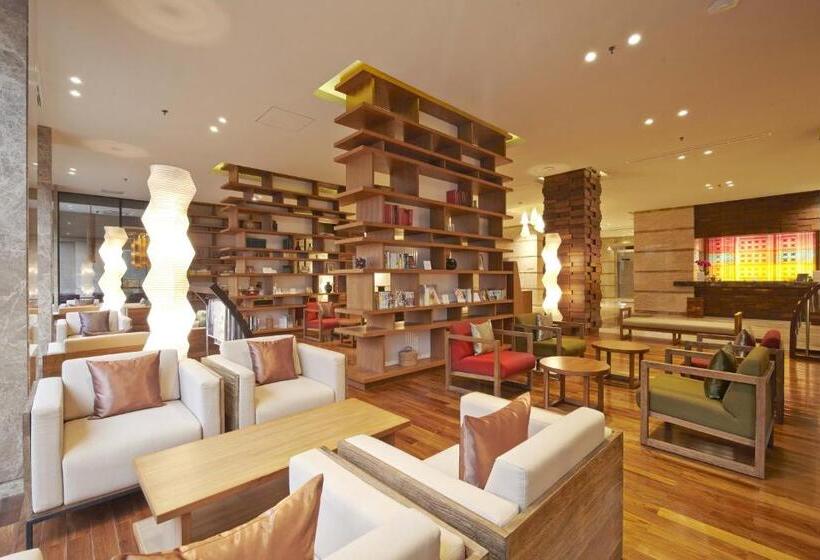 בית מלון כפרי Axia South Cikarang Service Apartment