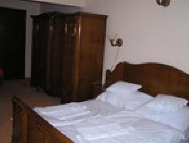 فندق Kincsem Wellness