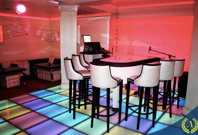 Family Hotel Lazur