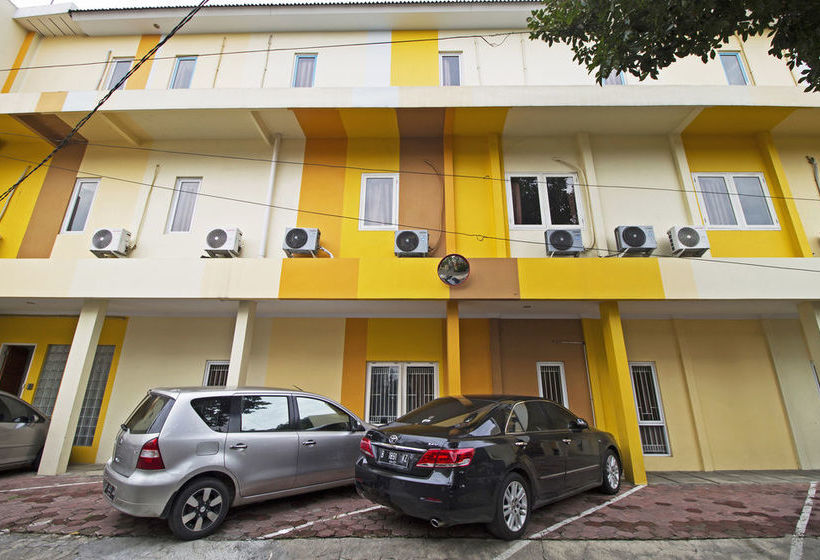 هتل Reddoorz @ Tebet Utara