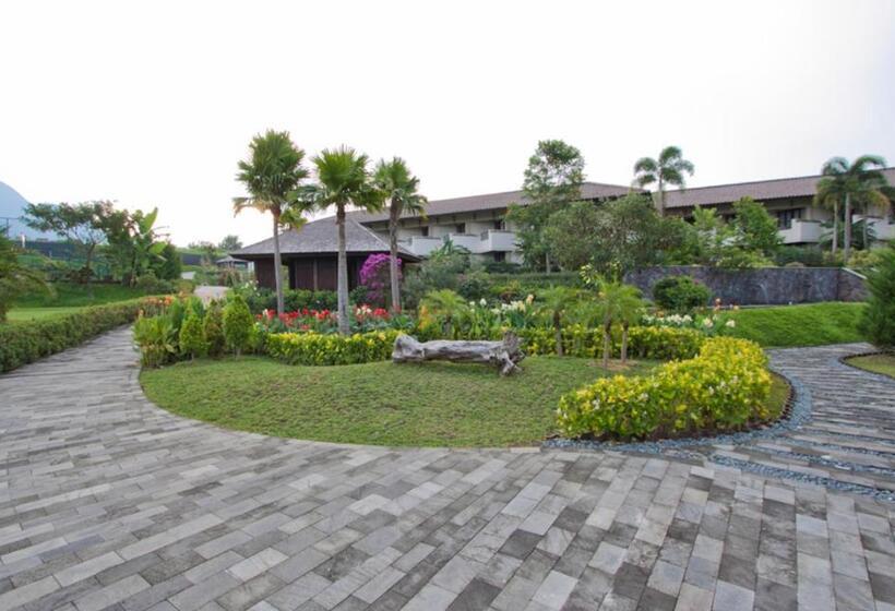 هتل The Singhasari Resort Batu