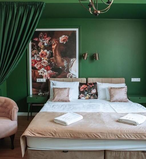 Tókert Szálloda és étterem