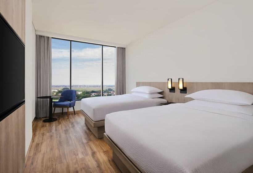 هتل Fairfield By Marriott Jakarta Soekarno-hatta Airport