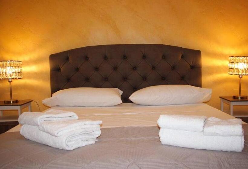 تختخواب و صبحانه Il Pontefice Luxury