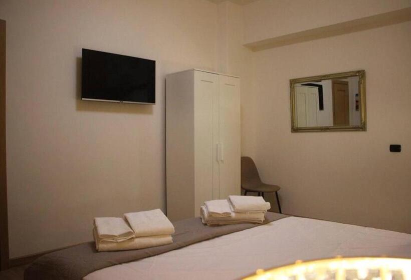 تختخواب و صبحانه Il Pontefice Luxury