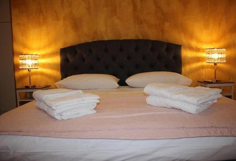 تختخواب و صبحانه Il Pontefice Luxury
