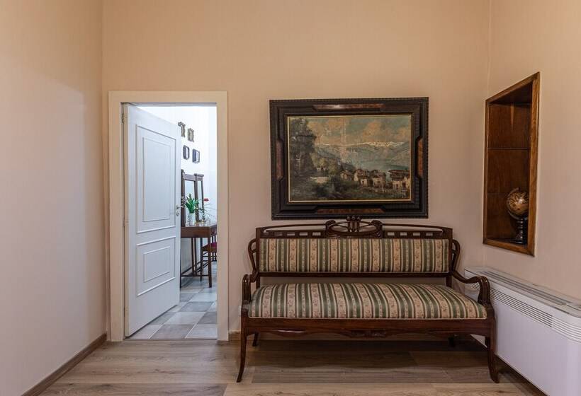 تختخواب و صبحانه Palazzo Savino Southern Italian Lifestyle   Epoca Collection