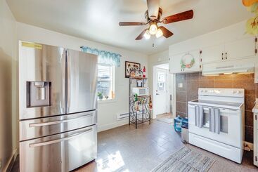 Cozy East Helena House W/ Deck + Private Yard!