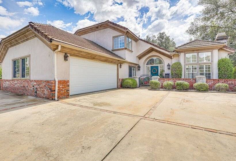 Escondido Home: Private Pool, 2 Grills & Fire Pit!