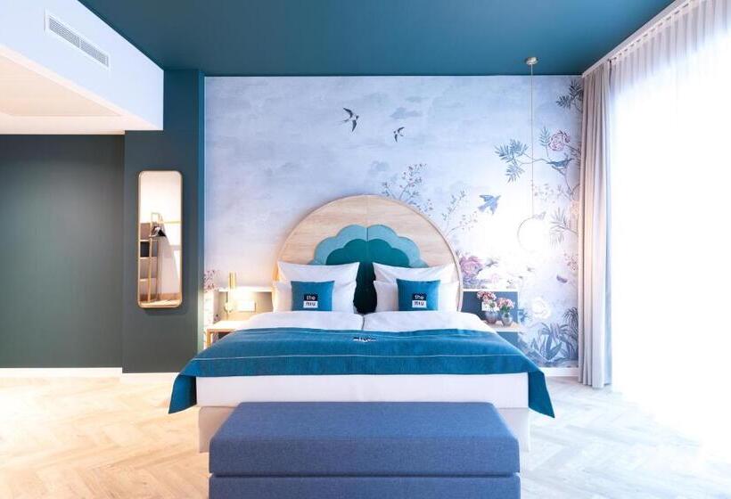 هتل Holiday Inn   The Niu, Flower Konstanz, An Ihg