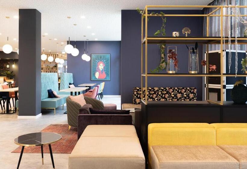 هتل Holiday Inn   The Niu, Flower Konstanz, An Ihg