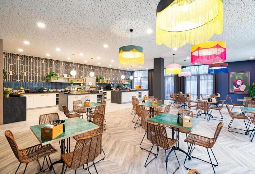 هتل Holiday Inn   The Niu, Flower Konstanz, An Ihg