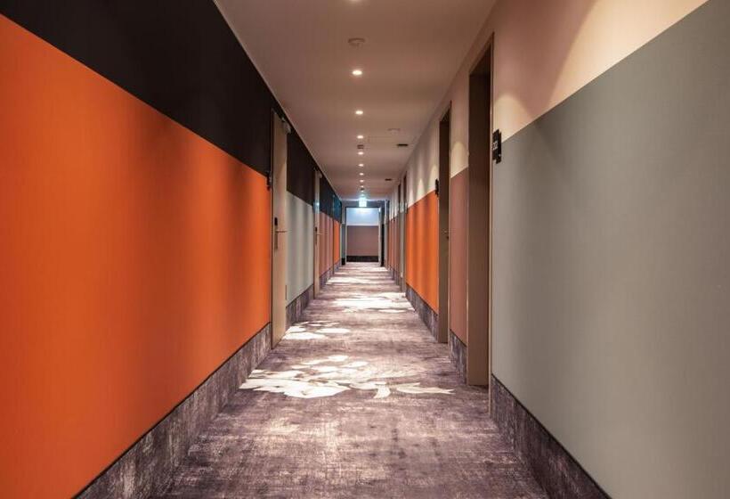 هتل Holiday Inn   The Niu, Flower Konstanz, An Ihg
