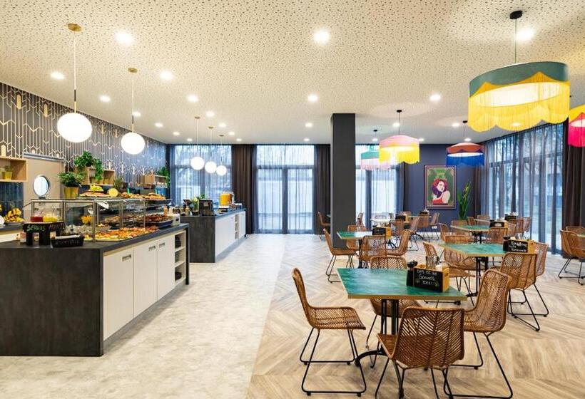 هتل Holiday Inn   The Niu, Flower Konstanz, An Ihg