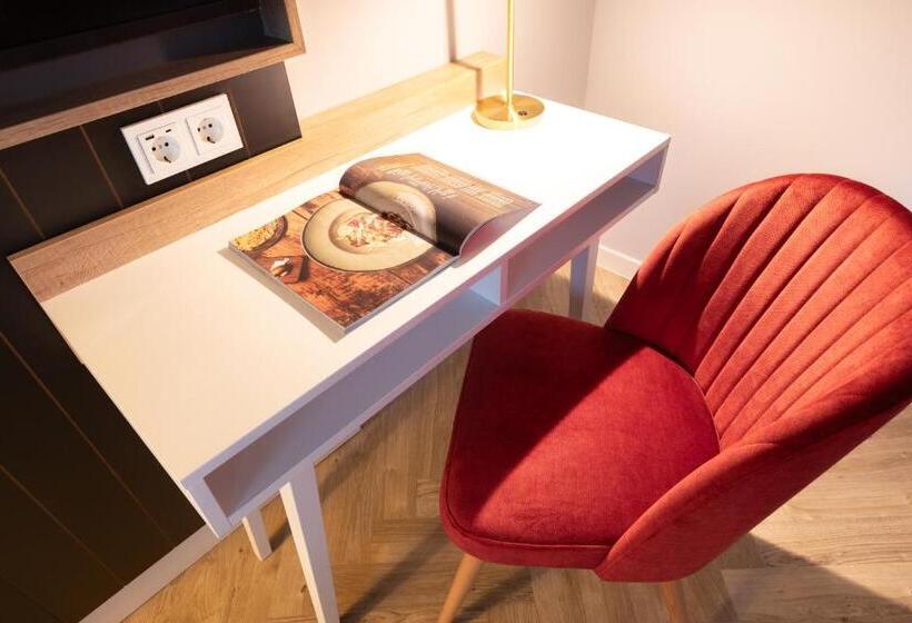 هتل Holiday Inn The Niu, Flower Konstanz, An Ihg