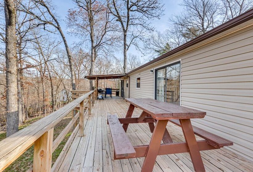 Lakefront Rogers Retreat W/ Grill & Spacious Deck