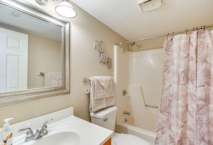 Lake Access & Resort Perks: Margaritaville Home