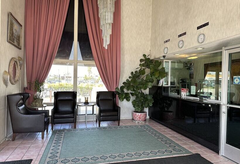 مُتل Garden Grove Inn