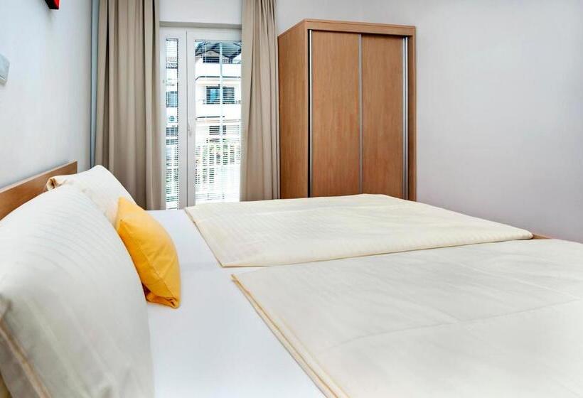 پانسیون Apartments And Room Marko