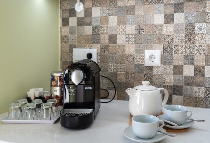 بنسيون Fika Guest House