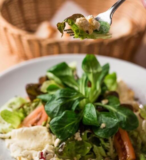 پانسیون Goldenes Schiff