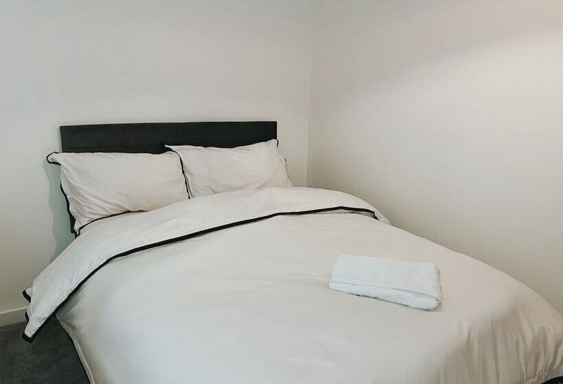 اقامتگاه Oldbury Heritage Hideaway 02!