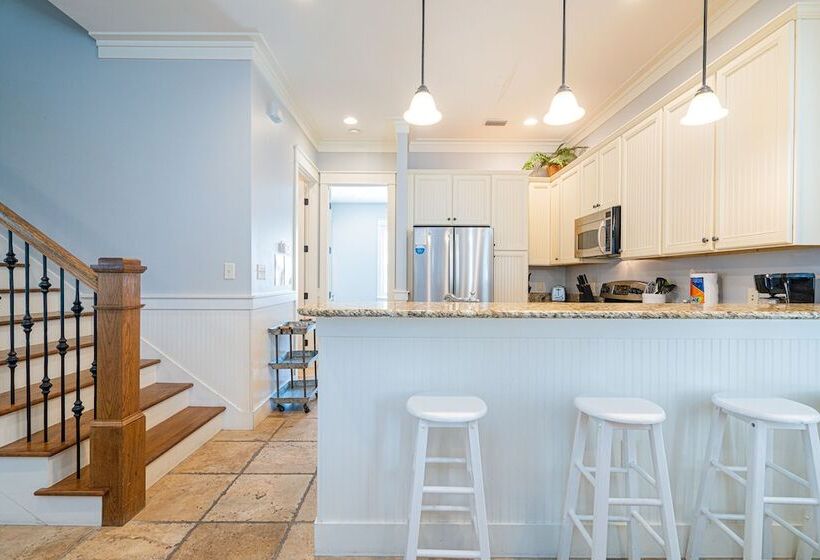 Sandestin Bungalo 45: Golf Cart, Pool, & More!