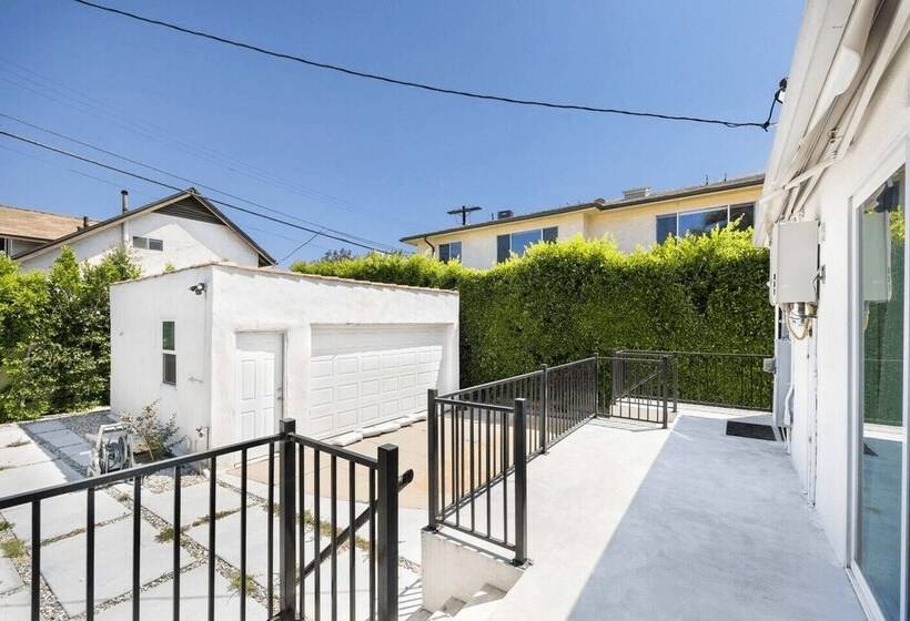 Burnside By Avantstay Modern, Boho, Chic La Home