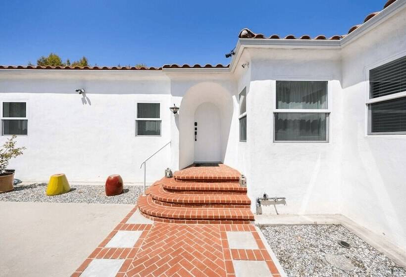 Burnside By Avantstay Modern, Boho, Chic La Home