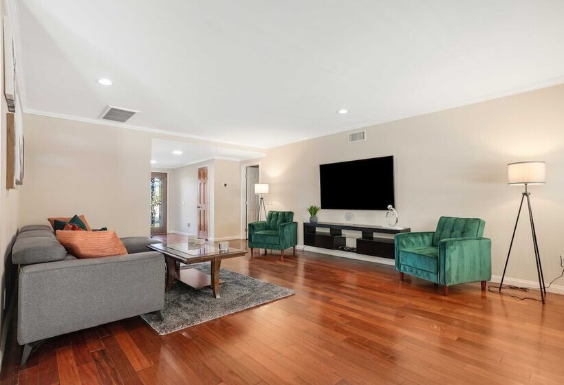 Colven By Avantstay Pool + Spa Near Golf Course