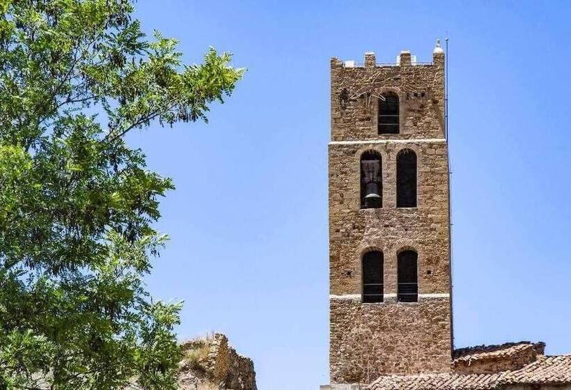 فندق Apartamentos Creativos Villarubei