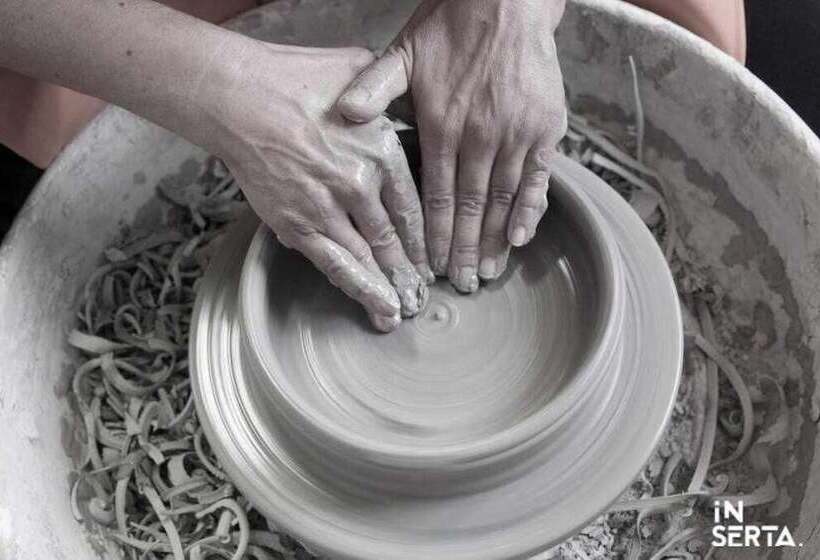 فندق Apartamentos Creativos Villarubei