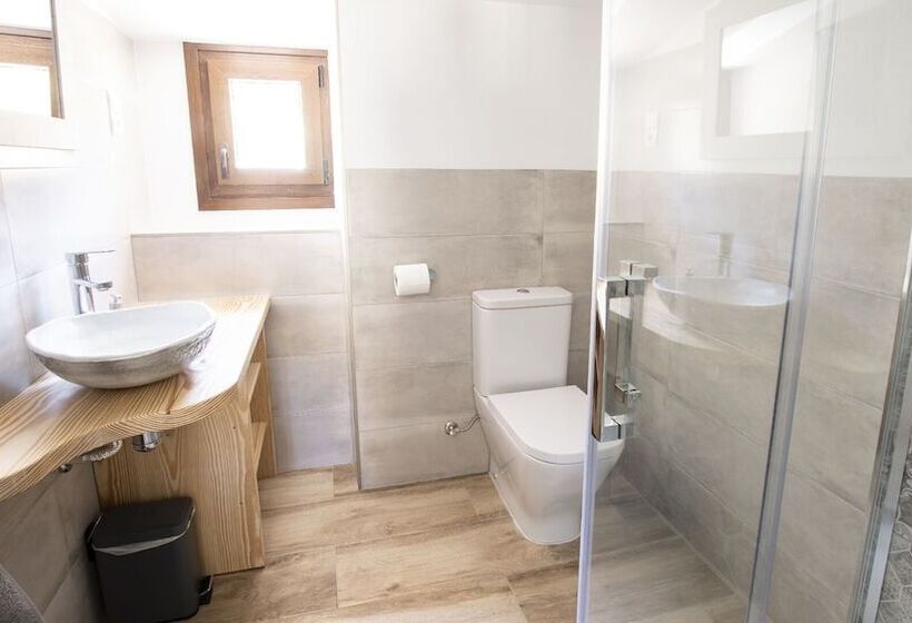Отель Apartamentos Creativos Villarubei