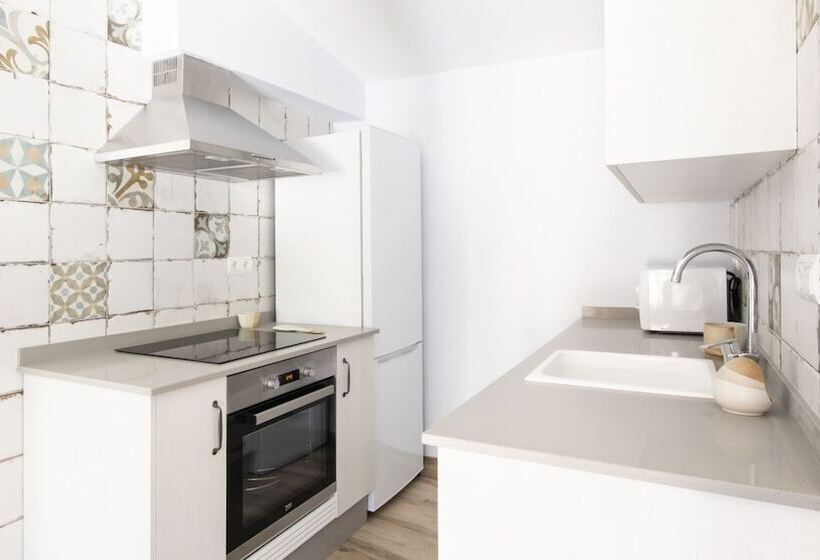 فندق Apartamentos Creativos Villarubei