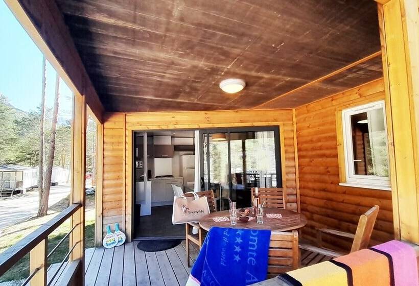 فندق Camping La Pinatelle