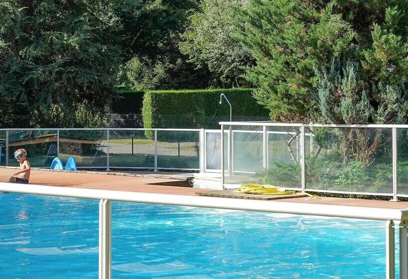 Отель Camping Pradelongue