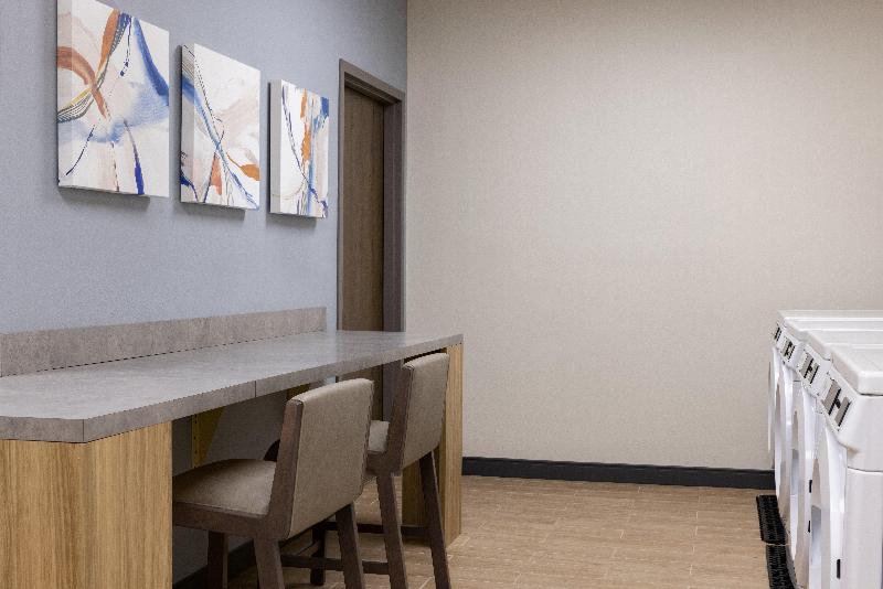 هتل Candlewood Suites Dothan By Ihg