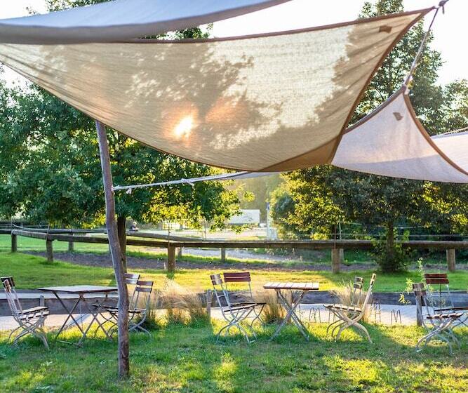 בית מלון כפרי Project June