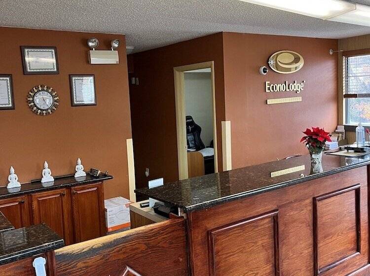 汽车旅馆  Red Carpet Inn